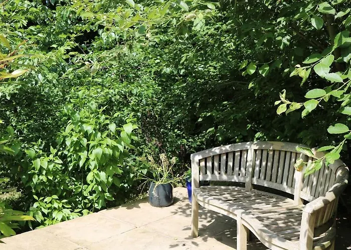 Fantastic Cotswolds Hideaway Cleeve Hill