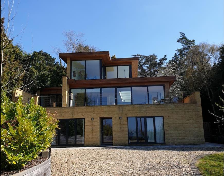 Fantastic Cotswolds Hideaway Cleeve Hill * Southam (Gloucestershire)