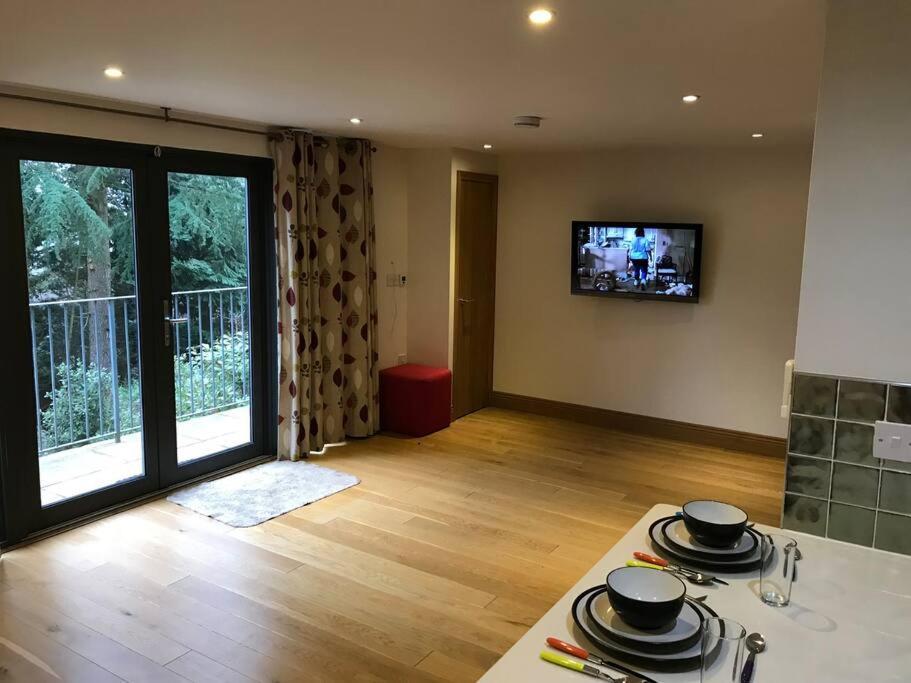 Fantastic Cotswolds Hideaway Cleeve Hill Holiday home *